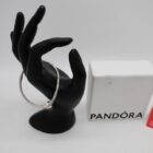 PULSERA DE DISEÑO CON CAJA