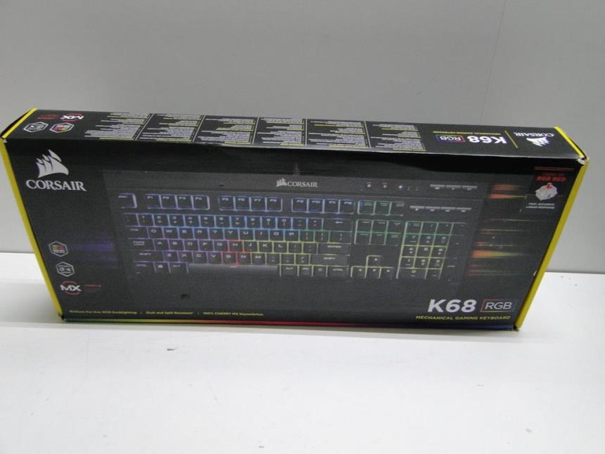 articulos_imagen1_175106.jpg TECLADO CON CAJA