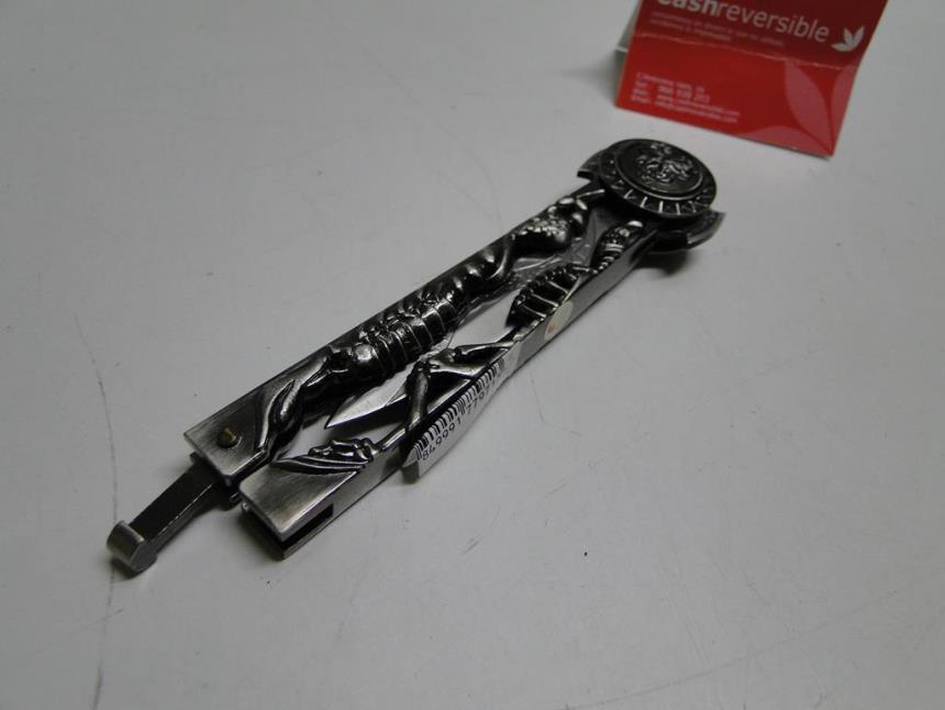 articulos_imagen1_177971.jpg NAVAJA MARIPOSA