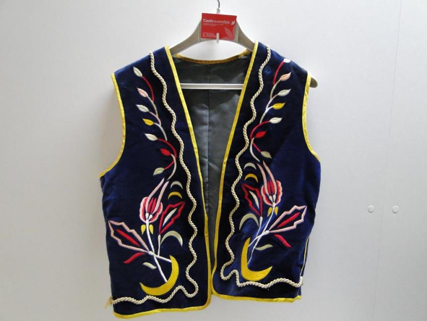 articulos_imagen1_178200-2.jpg CHALECO MARROQUI ADULTO