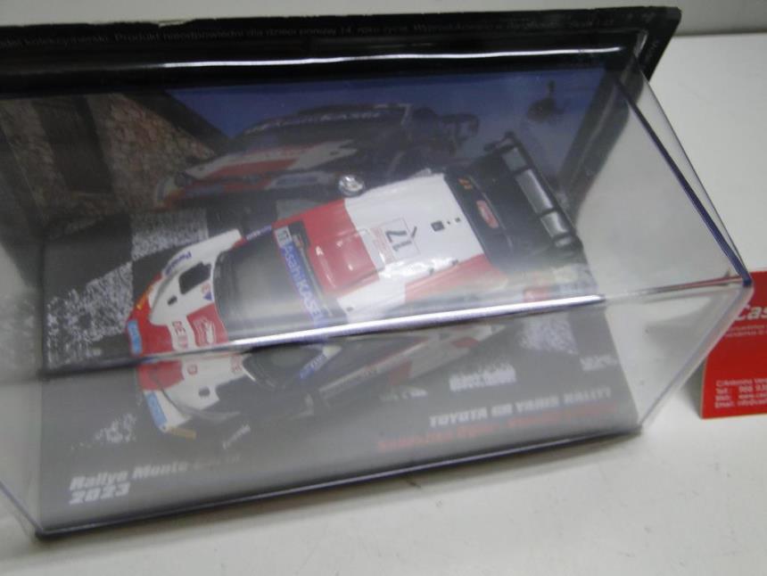 REPLICA DE COCHE A ESCALA 1/43