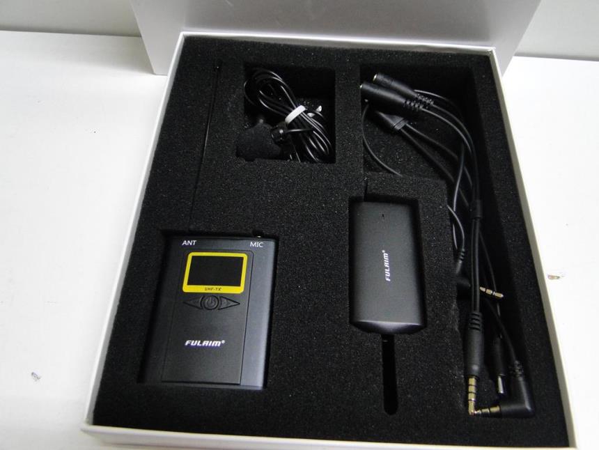 MICROFONO INALAMBRICO CON CAJA SEMINUEVO