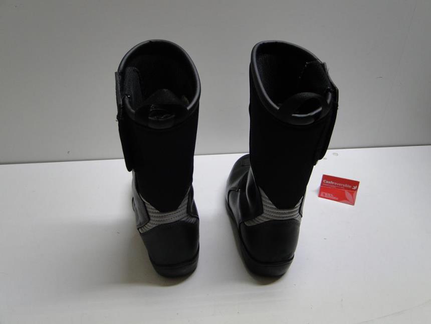 BOTAS MOTO CON CAJA PERFECTO ESTADO