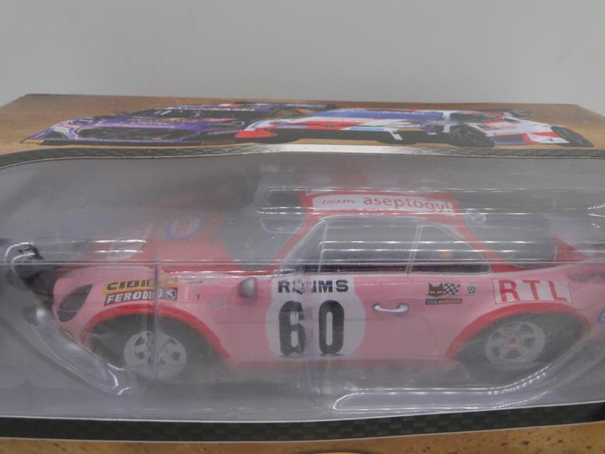 COCHE ESCALA 1/18 NUEVO