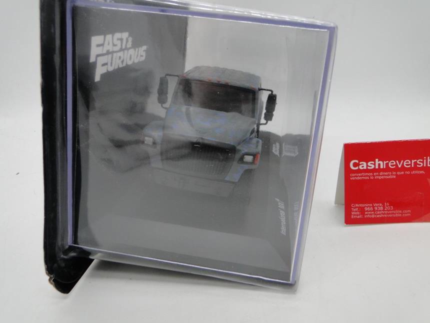 COCHE ESCALA 1/43 NUEVO