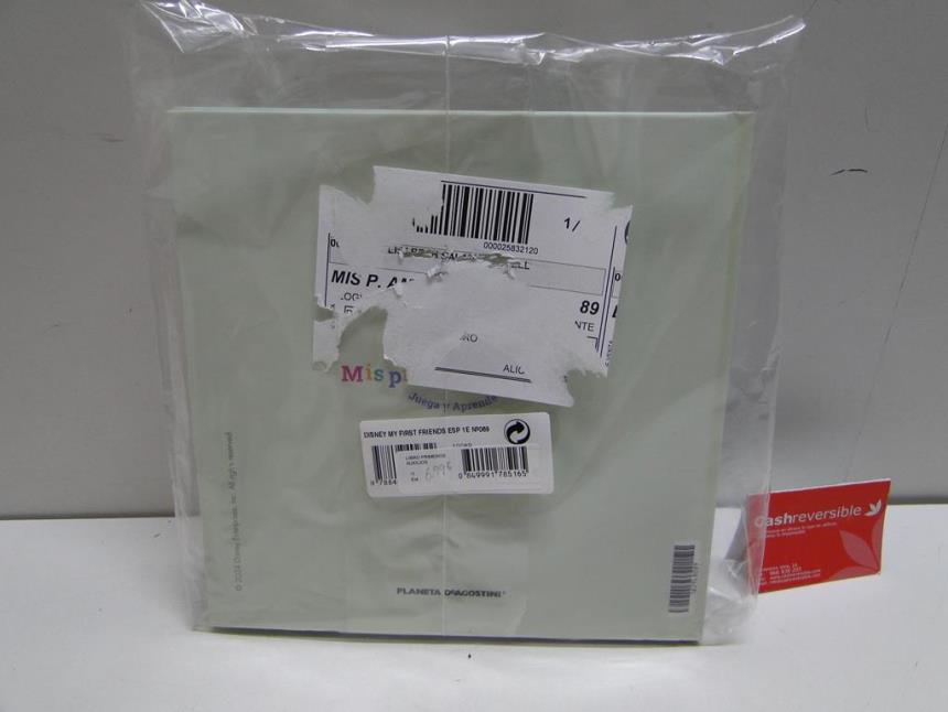 LIBRO PRIMEROS AMIGOS CON FIGURA