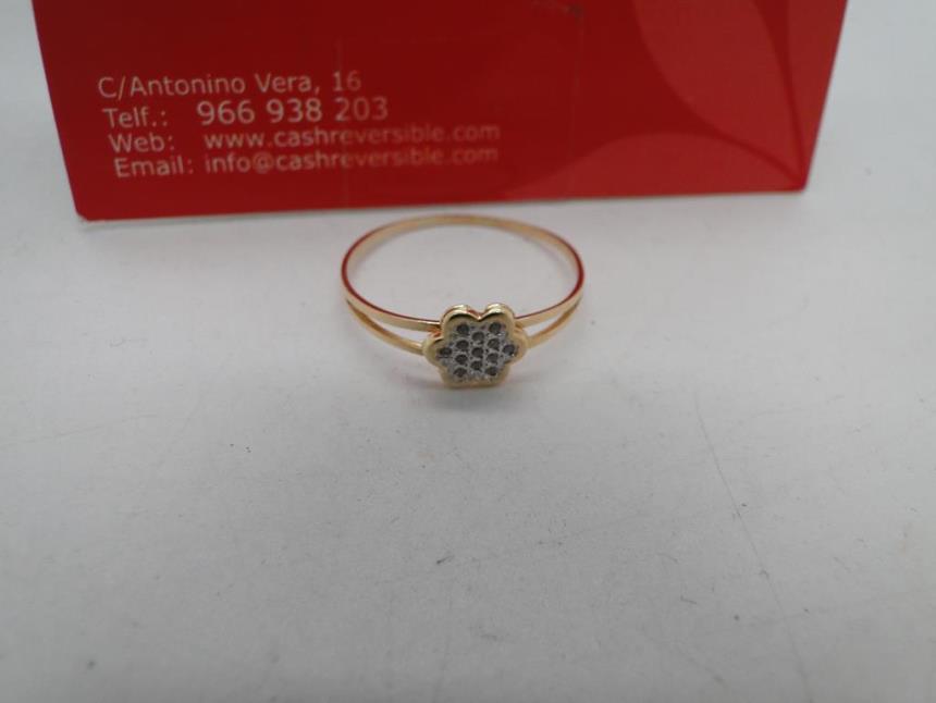 ANILLO DE ORO 18K CON PIEDRAS