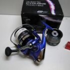 CARRETE DE PESCA CON CAJA