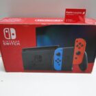 NINTENDO SWITCH CON CAJA Y JUEGO