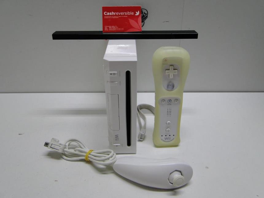 articulos_imagen1_179522-1.jpg WII CON MANDO Y NUNCHUK
