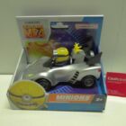 MINION CON VEHICULO NUEVO