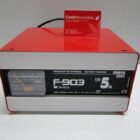 CARGADOR DE BATERIAS DE COCHE