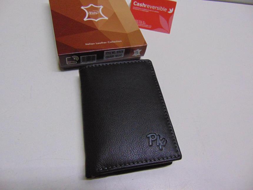 CARTERA DE PIEL A ESTRENAR