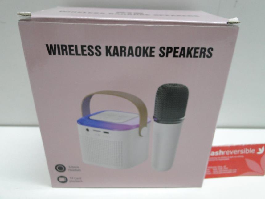 ALTAVOZ CON 2 MICROS A ESTRENAR