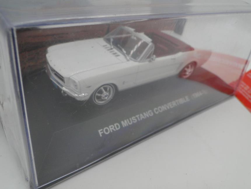 REPLICA DE COCHE A ESCALA 1/43