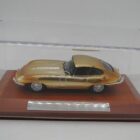 REPLICA DE COCHE A ESCALA