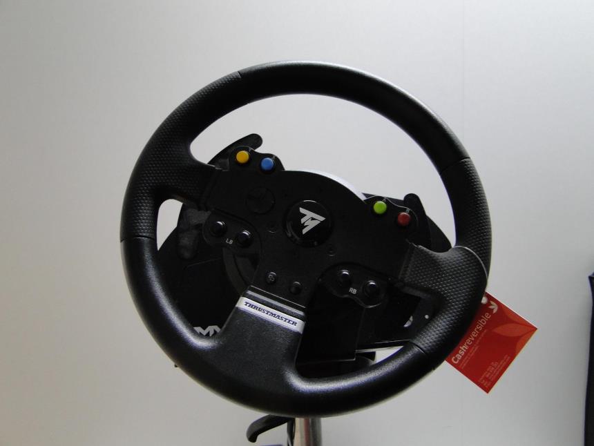 VOLANTE CON STAND Y PEDALES