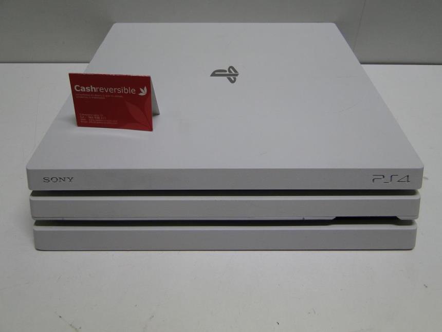 PS4 PRO CON MANDO