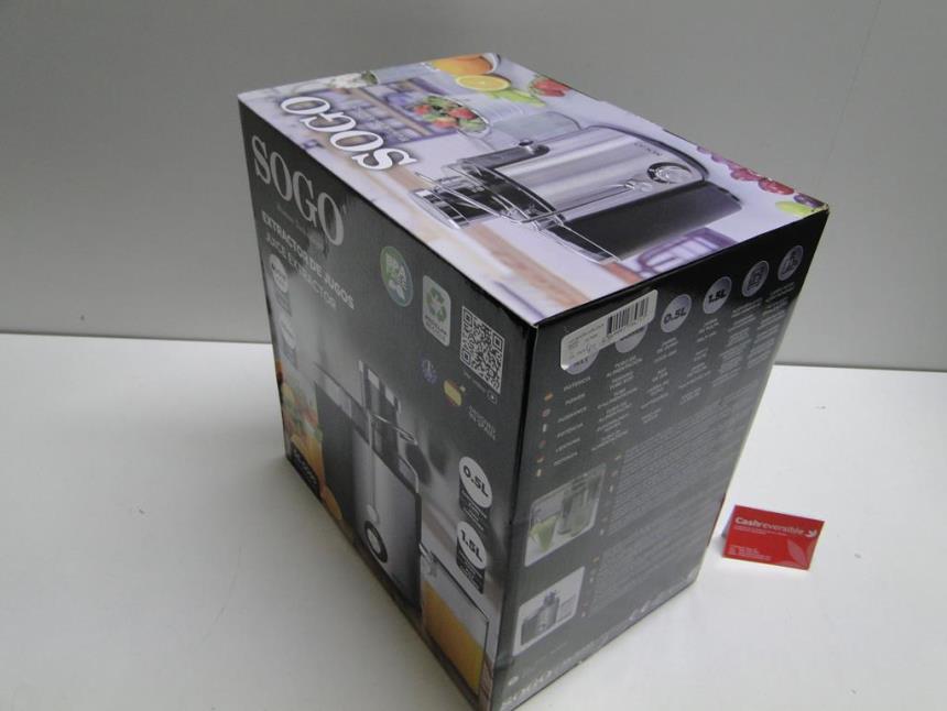 LICUADORA CON CAJA NUEVA