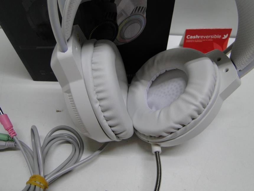 AURICULARES CON CAJA PERFECTO ESTADO