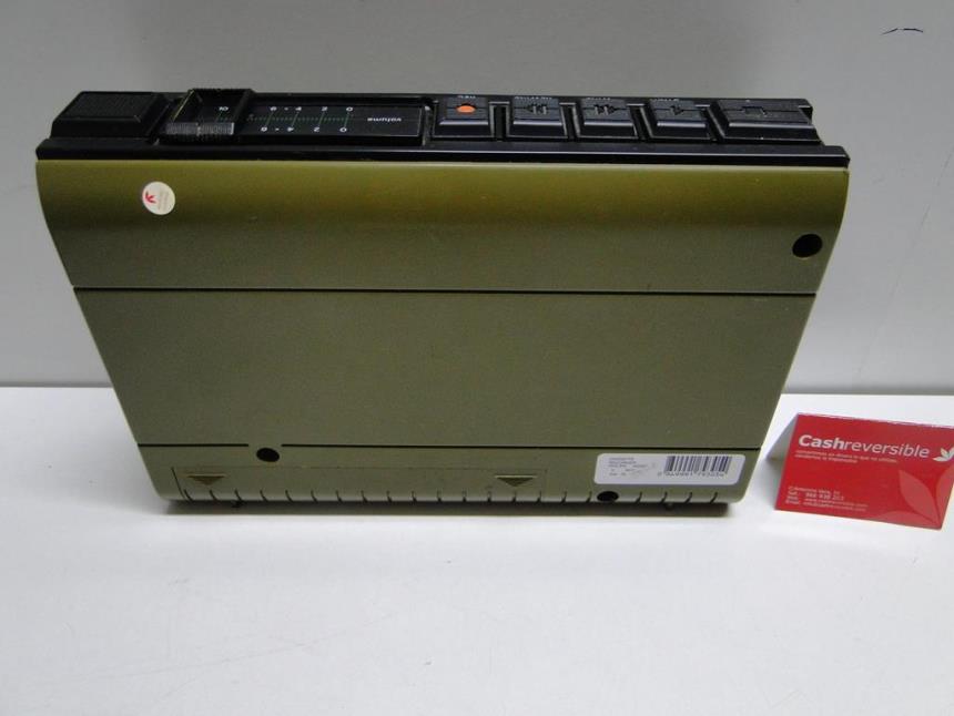 CASSETTE RECORDER