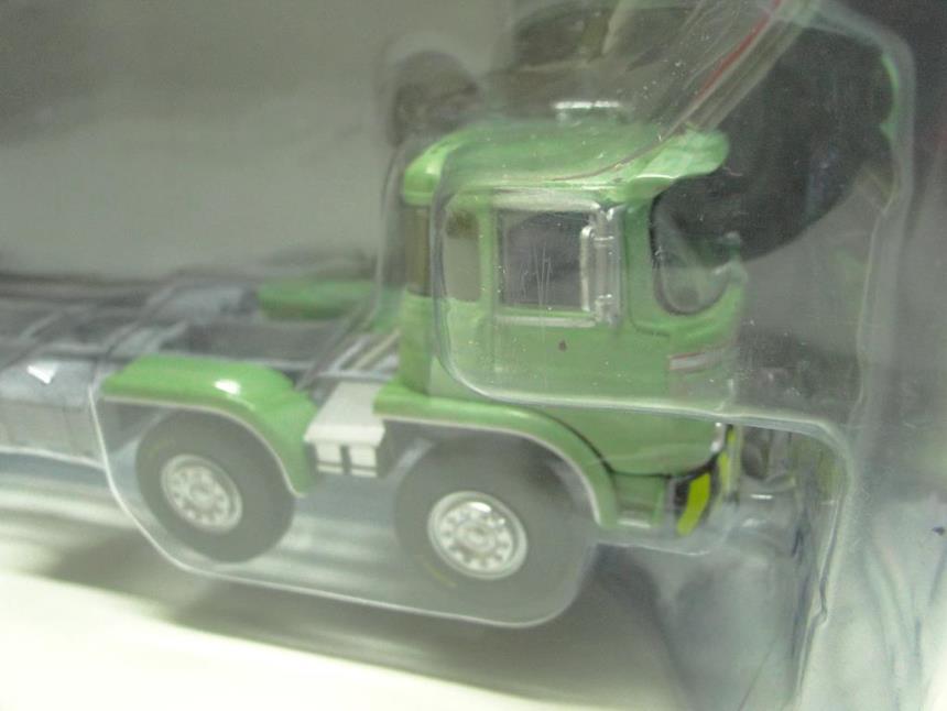 CAMION ESCALA 1/43 NUEVO