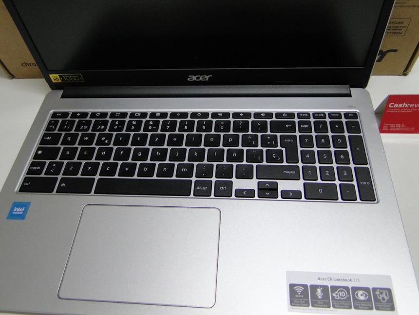 CHROMEBOOK 15,6 CON CAJA