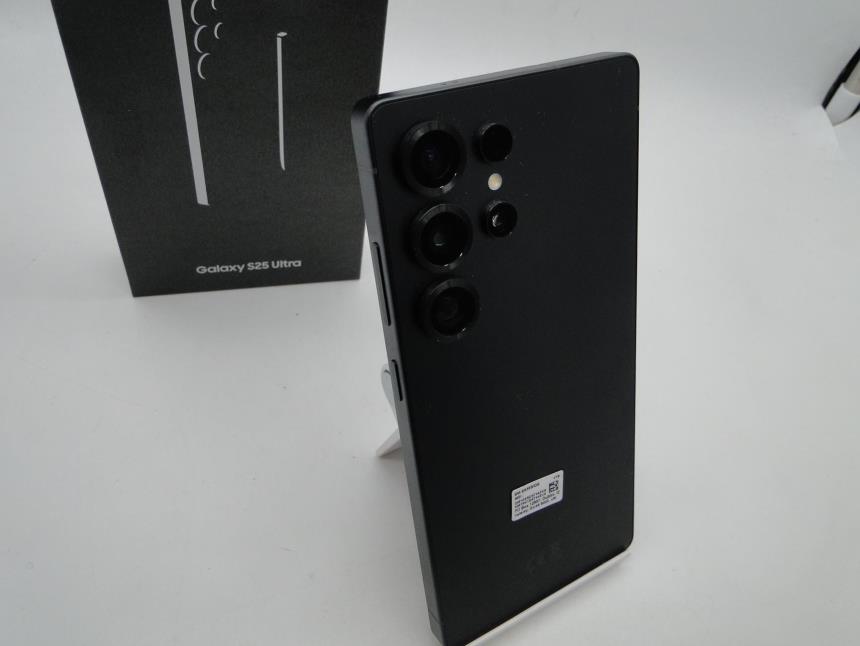 SAMSUNG S25 ULTRA PERFECTO ESTADO