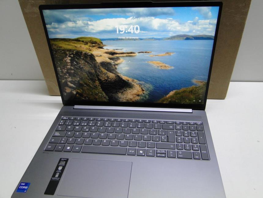 ORDENADOR PORTATIL PERFECTO ESTADO