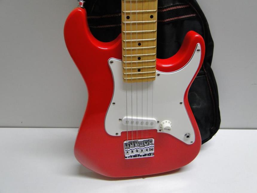 GUITARRA ELECTRICA CON FUNDA 1/2