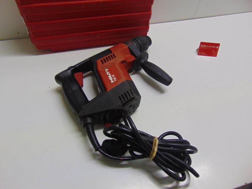 TALADRO PROFESIONAL CON MALETA Y BROCAS