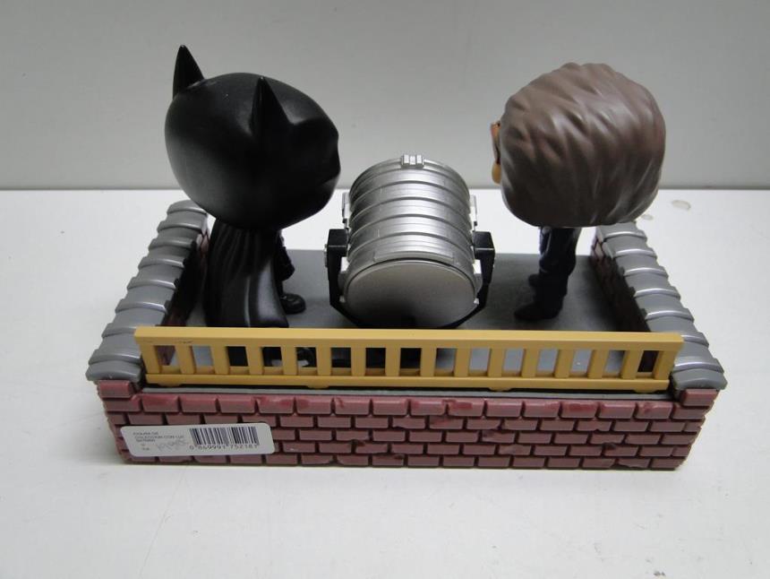 FIGURA DE COLECCION CON LUZ