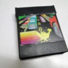 CONSOLA VINTAGE CON CAJA DOS MANDOS Y MULTIJUEGO