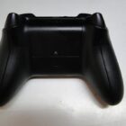 XBOX ONE X CON MANDO Y CAJA