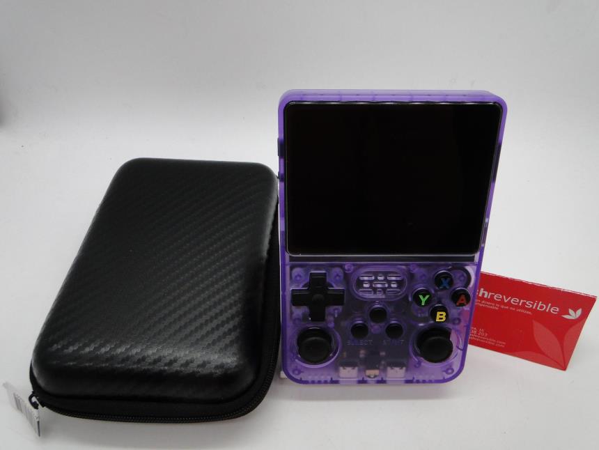 articulos_imagen1_179869-1.jpg CONSOLA PORTATIL R36S CON FUNDA NUEVA