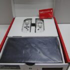 NINTENDO SWITCH CON CAJA SEMINUEVA CON JUEGO MINECRAFT