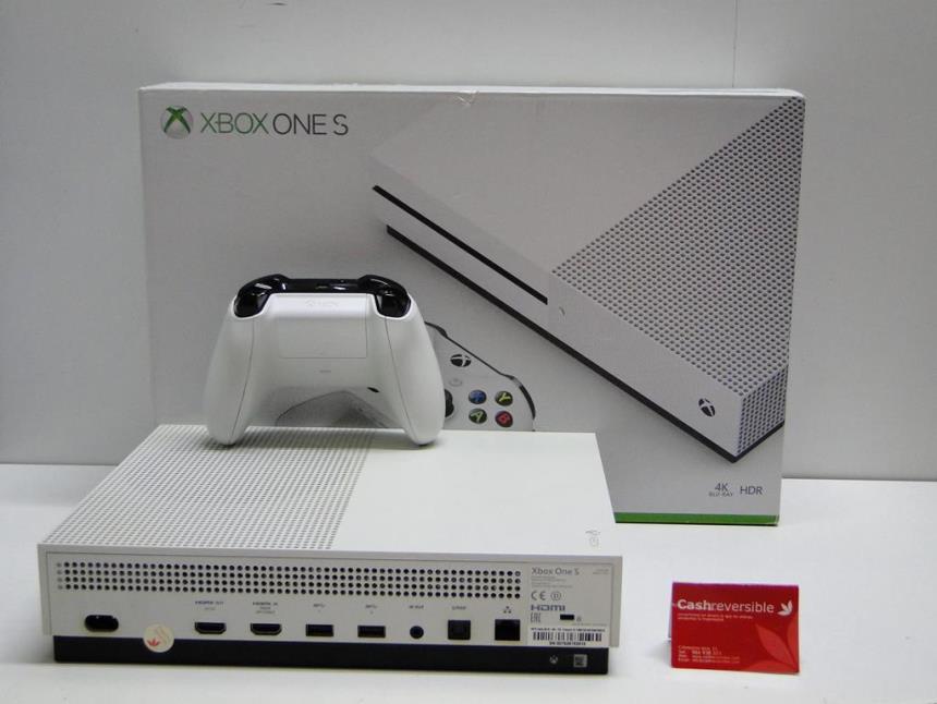 XBOX ONE S CON MANDO Y CAJA