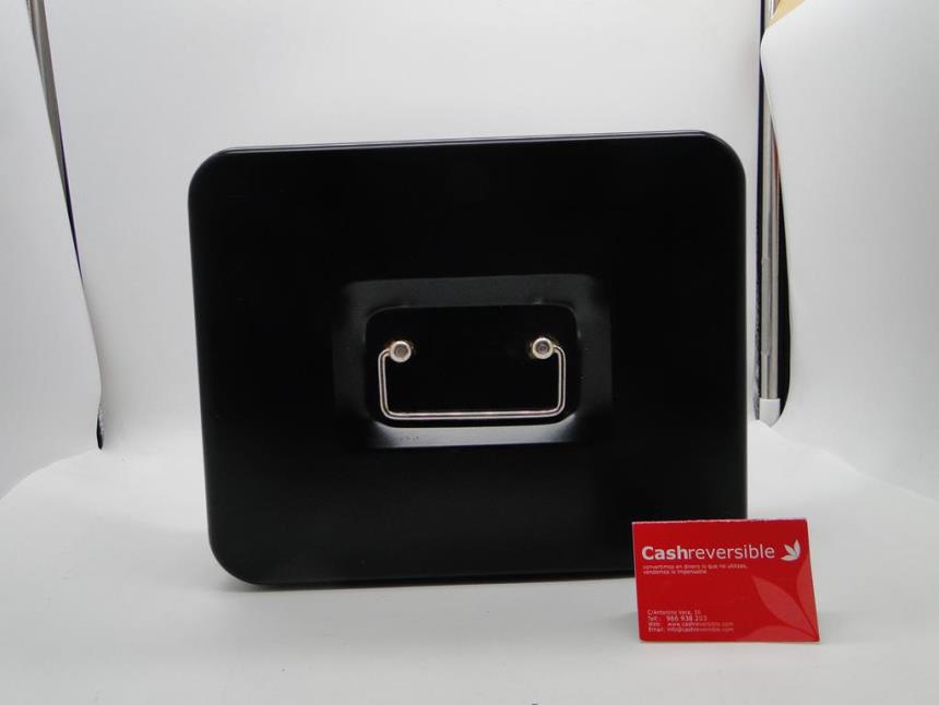 CAJA METALICA CON LLAVE