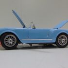 REPLICA DE COCHE A ESCALA 1/18