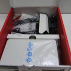 NINTENDO SWITCH CON CAJA SEMINUEVA CON JUEGO MINECRAFT