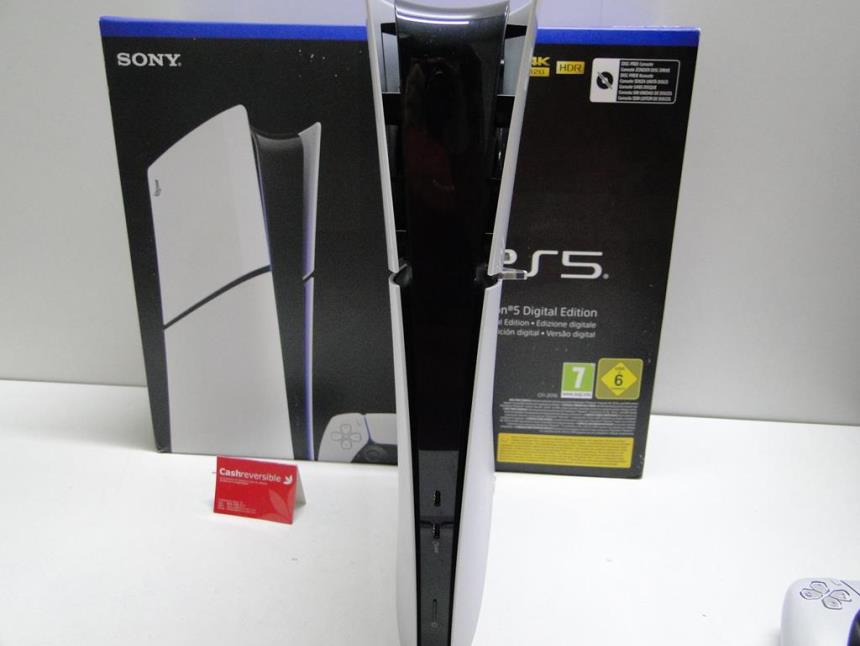 PS5 SLIM DIGITAL CON MANDO Y CAJA