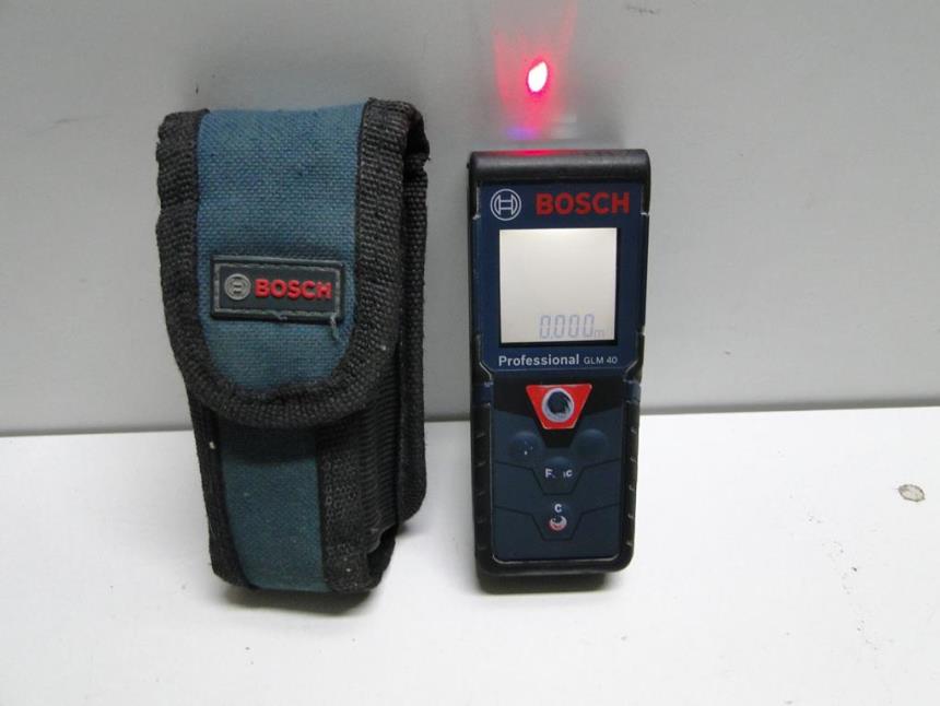 articulos_imagen1_176708-1.jpg MEDIDOR LASER CON FUNDA