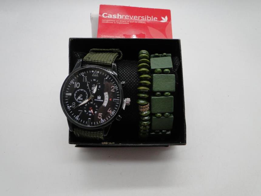 articulos_imagen1_177934-2.jpg RELOJ CON CAJA Y PULSERAS