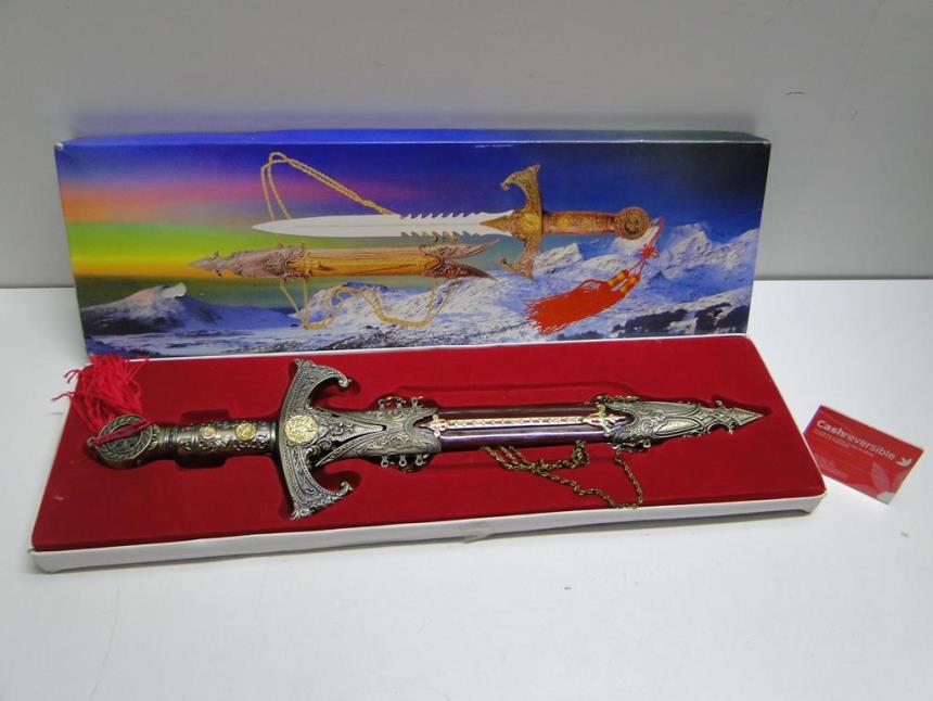 articulos_imagen1_181088-1.jpg ESPADA PIRATA CON CAJA