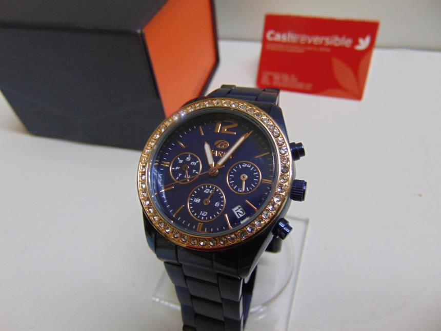RELOJ CON CAJA SEMINUEVO