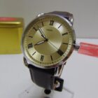RELOJ CON CAJA SEMINUEVO