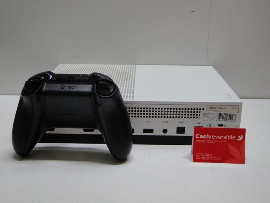 XBOX ONE S CON MANDO