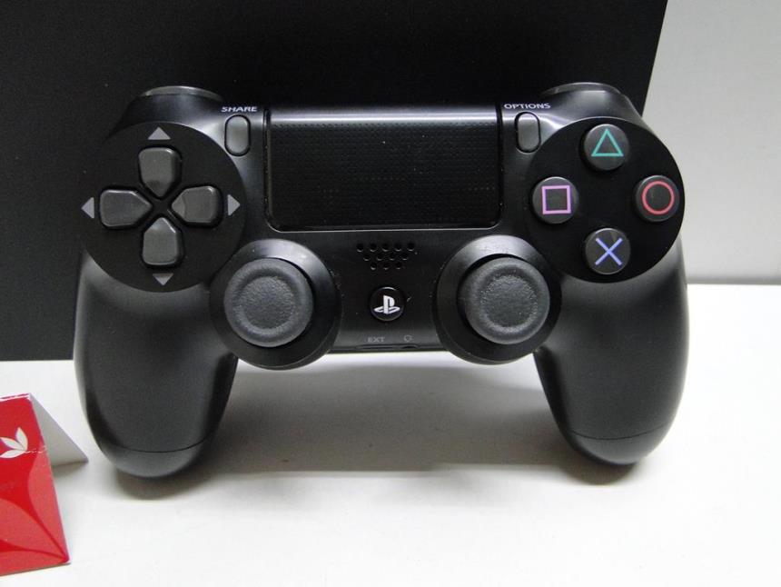 PS4 SLIM CON MANDO