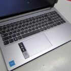 ORDENADOR PORTATIL CON CAJA