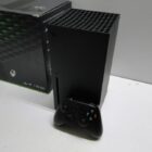 XBOX SERIES X CON MANDO Y CAJA